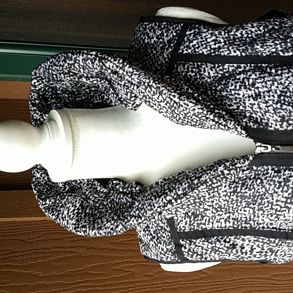 Laura Ashley vest - Picture 2 of 8